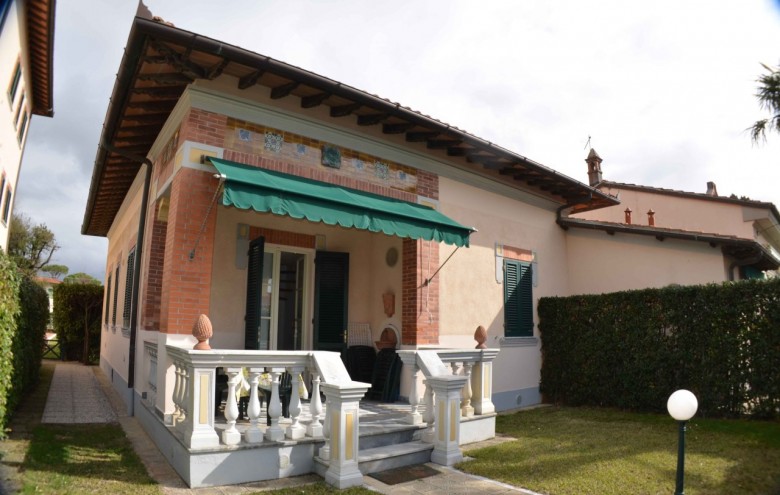 Porzione di casa in affitto a Pietrasanta