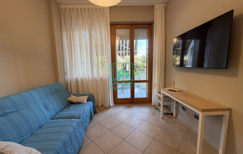 Appartamento in affitto a Viareggio