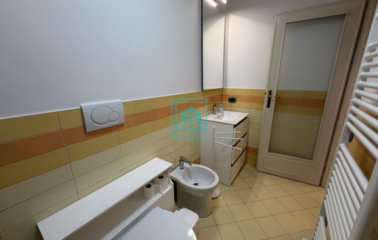 Appartamento in affitto a Viareggio