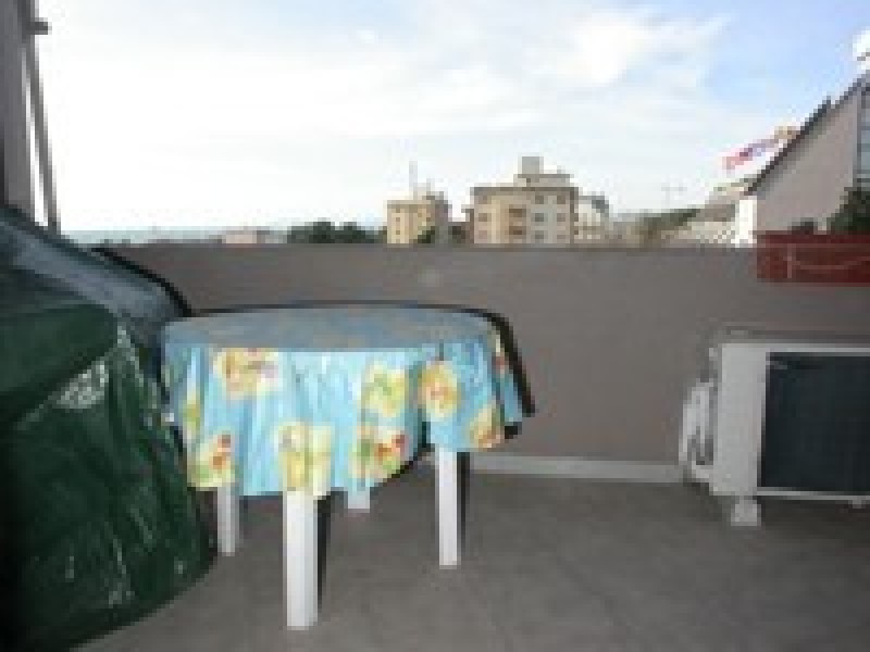 Monolocale in affitto a Camaiore