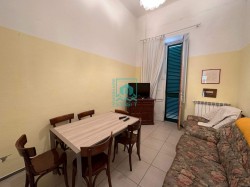 lido-di-camaiore-bifamiliare-rimodernata-a-300-m-dal-mare-con-resede-e-terrazza-vivi