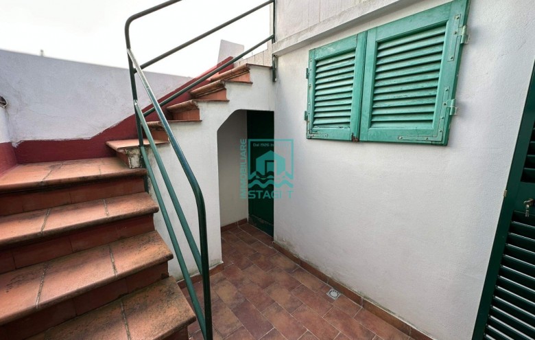 Bifamiliare in affitto a Camaiore