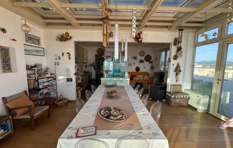 Attico in affitto a Camaiore