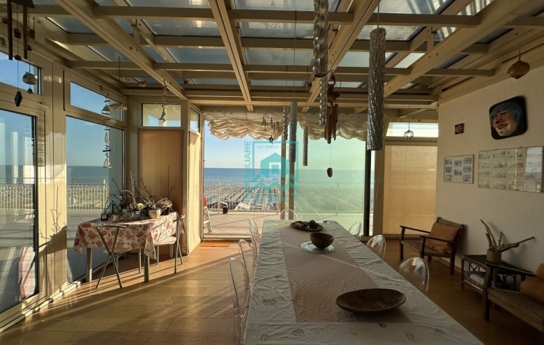 Attico in affitto a Camaiore