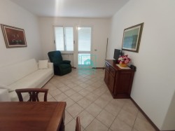 viareggio-marco-polo-appartamento-a-900-mt-dal-mare-con-3-camere-terrazza-e-posto