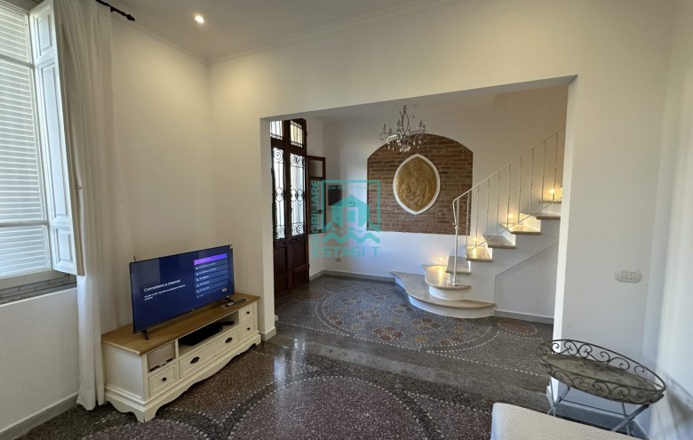 Bifamiliare in affitto a Camaiore