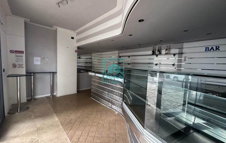 Attività Commerciale in affitto a Camaiore