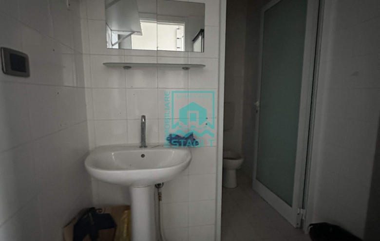 Attività Commerciale in affitto a Camaiore