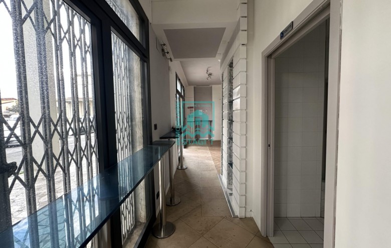 Attività Commerciale in affitto a Camaiore