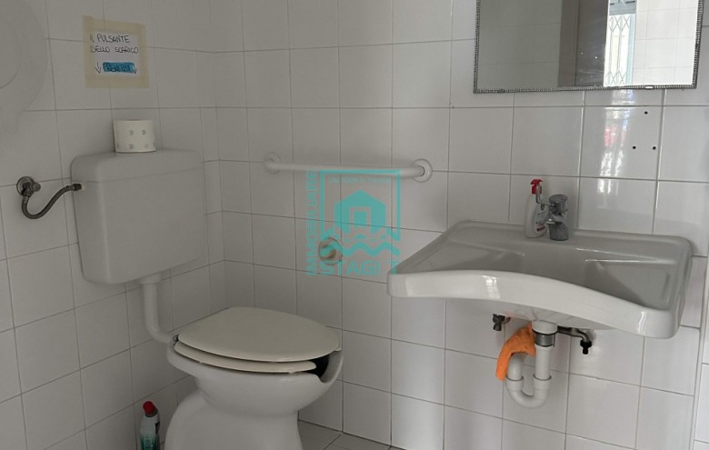 Attività Commerciale in affitto a Camaiore