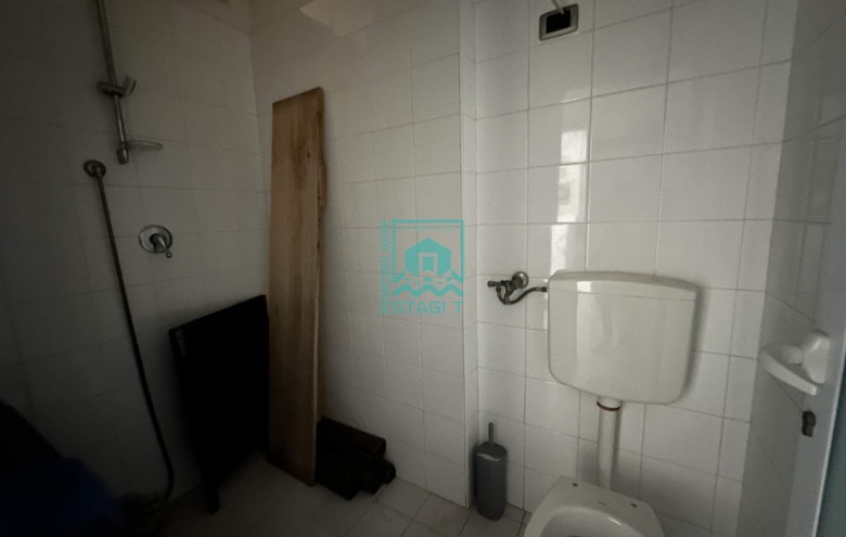 Attività Commerciale in affitto a Camaiore