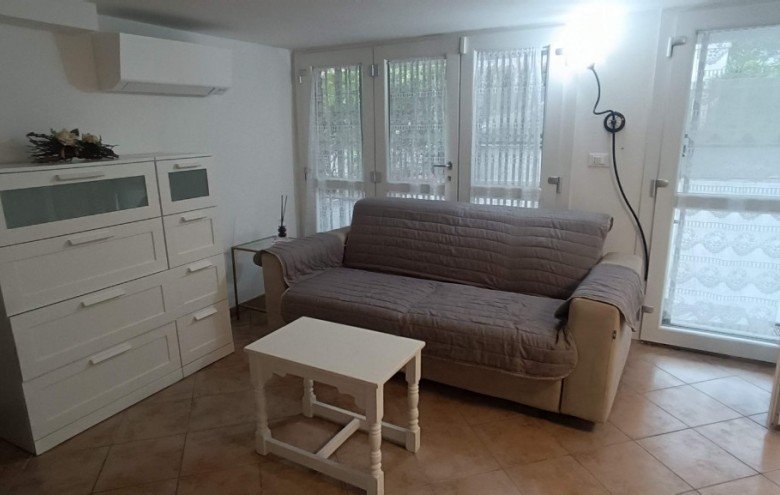 Appartamento in affitto a Viareggio