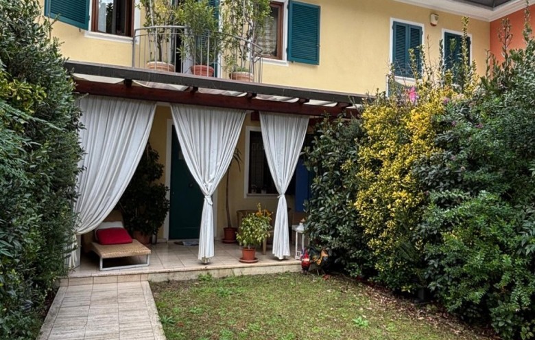 Villetta a schiera in affitto a Viareggio