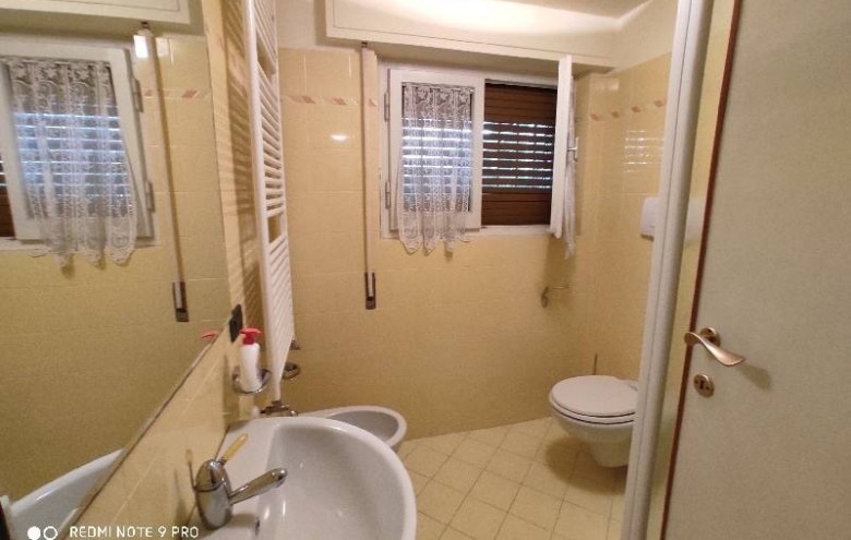 Bifamiliare in affitto a Camaiore