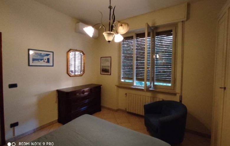 Bifamiliare in affitto a Camaiore