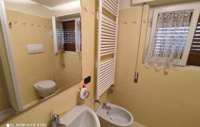 Bifamiliare in affitto a Camaiore