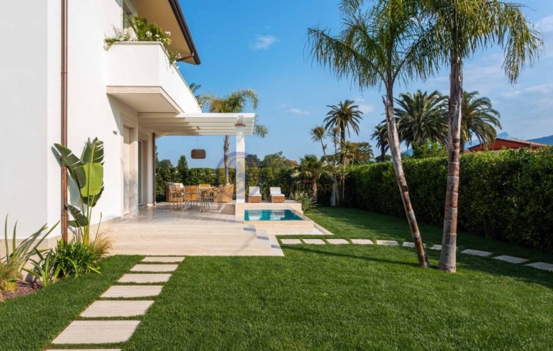 Villa singola in affitto a Forte dei Marmi