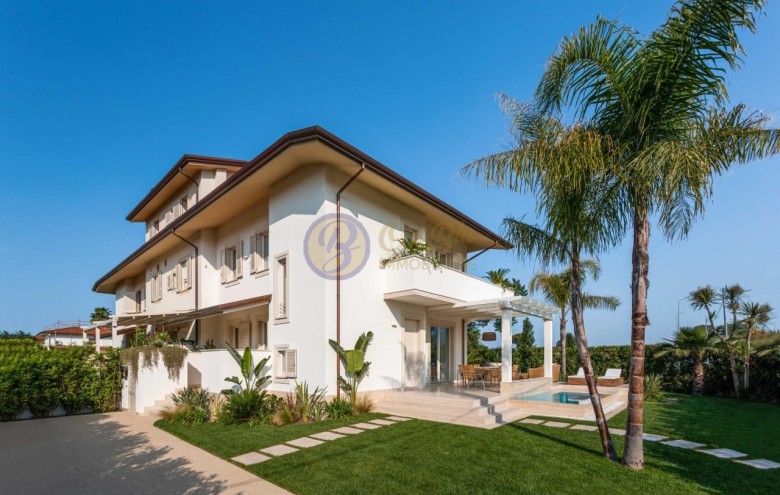 Villa singola in affitto a Forte dei Marmi