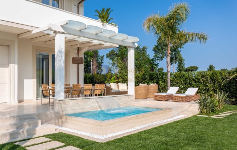 Villa singola in affitto a Forte dei Marmi