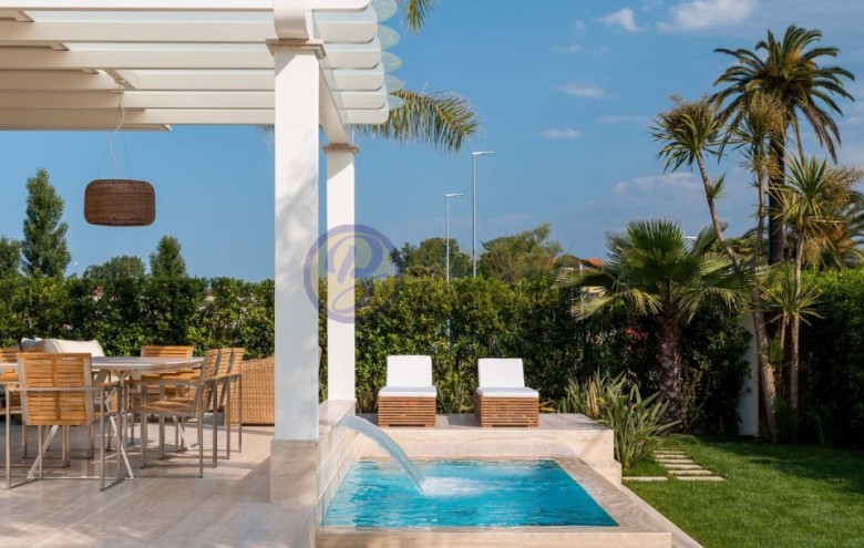 Villa singola in affitto a Forte dei Marmi