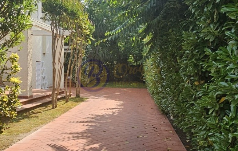 Villa singola in affitto a Forte dei Marmi