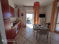 lido-di-camaiore-affitto-estivo-solo-settembre-appartamento-con-bellissima-vista-mare
