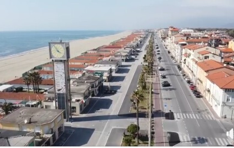 Appartamento in vendita a Viareggio