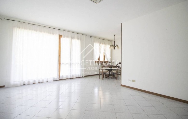 Appartamento in vendita a Camaiore