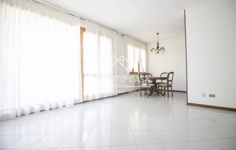 Appartamento in vendita a Camaiore