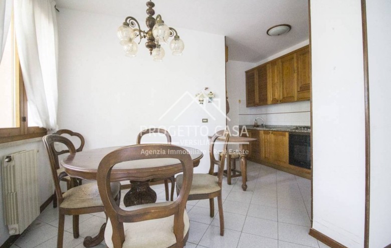 Appartamento in vendita a Camaiore