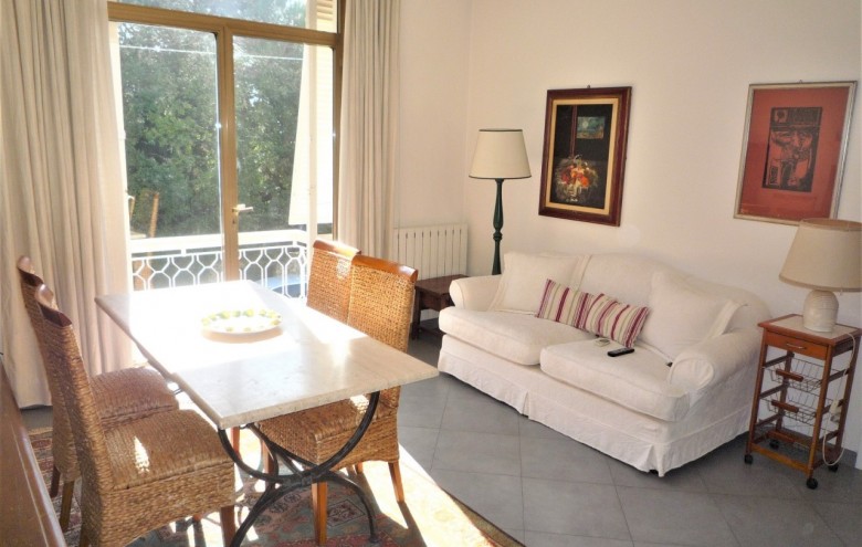 Villa singola in affitto a Pietrasanta