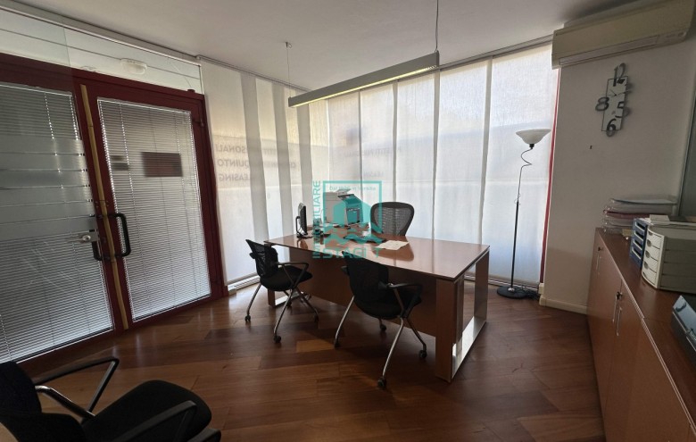Ufficio in affitto a Viareggio