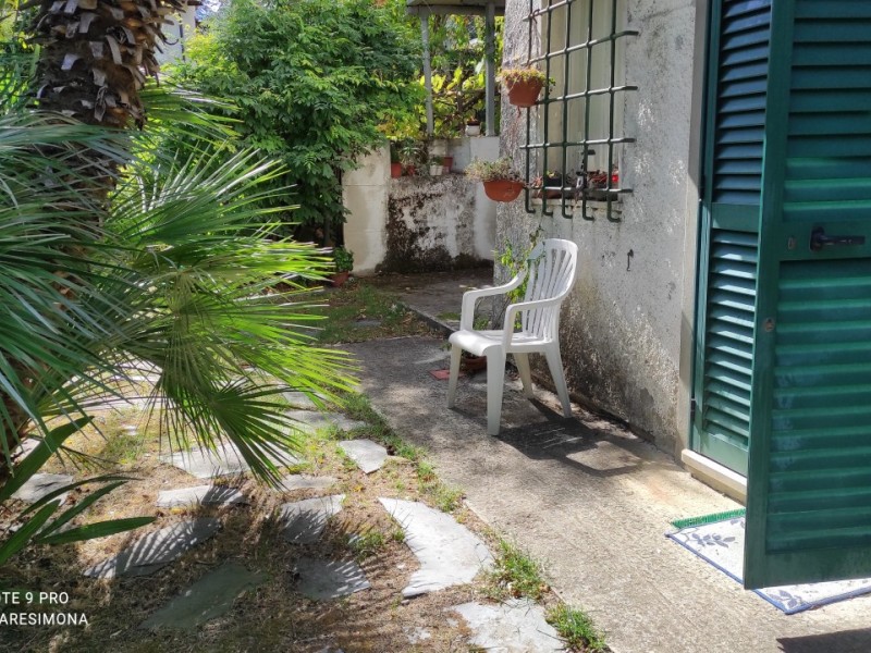 Bifamiliare in vendita a Camaiore
