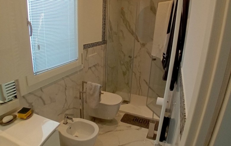 Bifamiliare in vendita a Pietrasanta