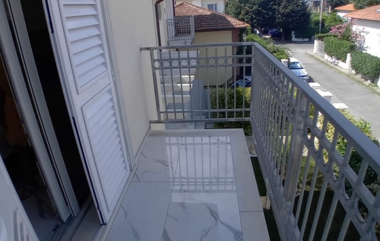 Bifamiliare in vendita a Pietrasanta