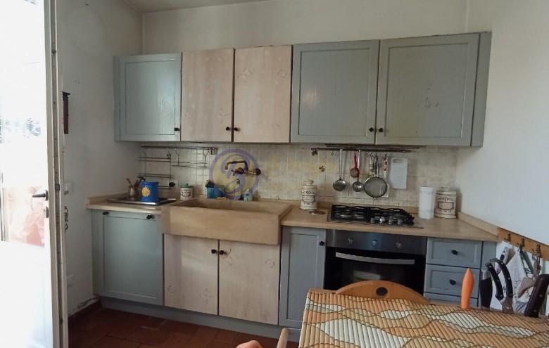 Bifamiliare in vendita a Camaiore