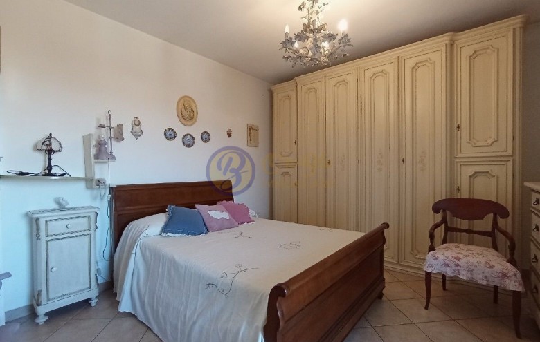 Bifamiliare in vendita a Camaiore