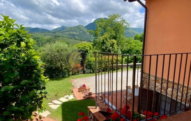 Rustico in vendita a Camaiore