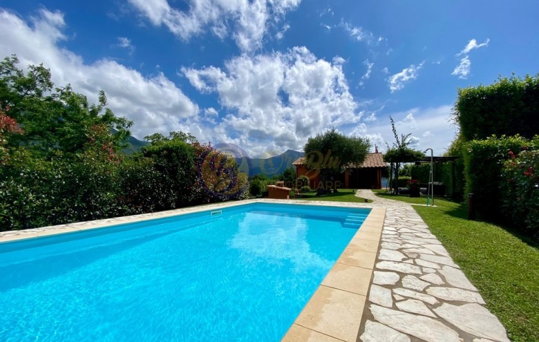 Rustico in vendita a Camaiore