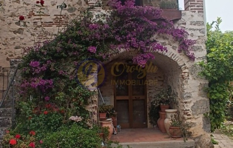 Rustico in vendita a Camaiore