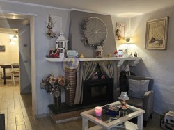 camaiore-casa-di-paese-ristruttarata-completamente