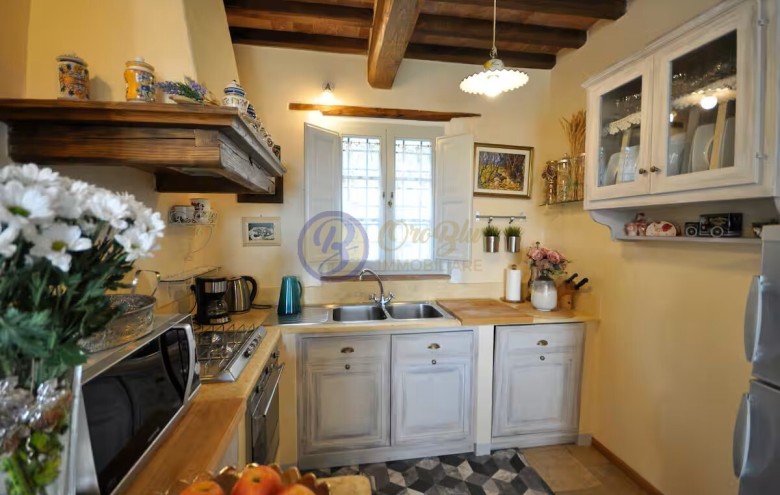 Rustico in vendita a Camaiore