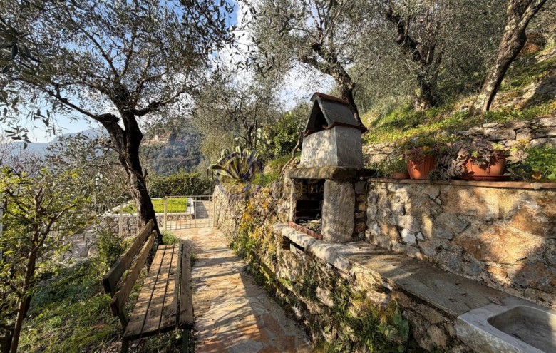 Rustico in vendita a Camaiore