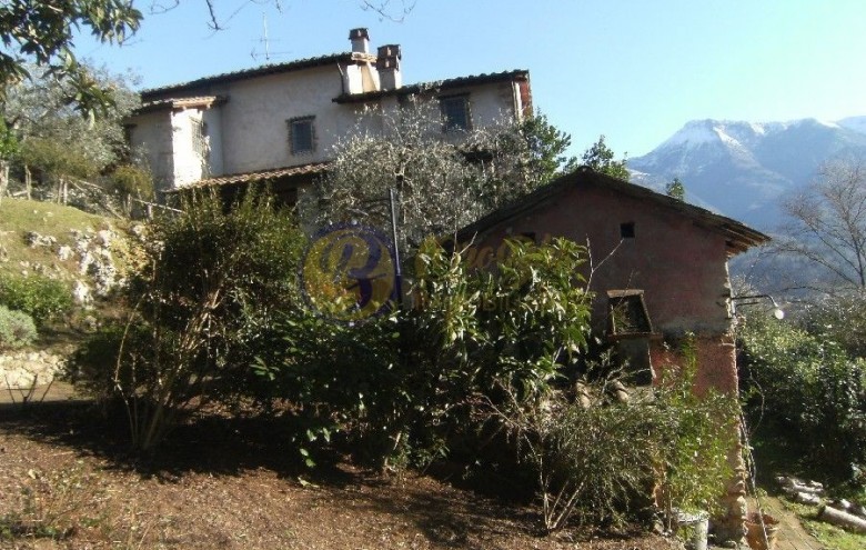 Rustico in vendita a Camaiore