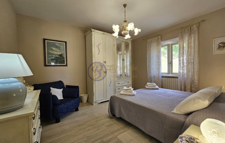 Villa singola in vendita a Camaiore