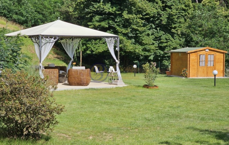 Villa singola in vendita a Camaiore