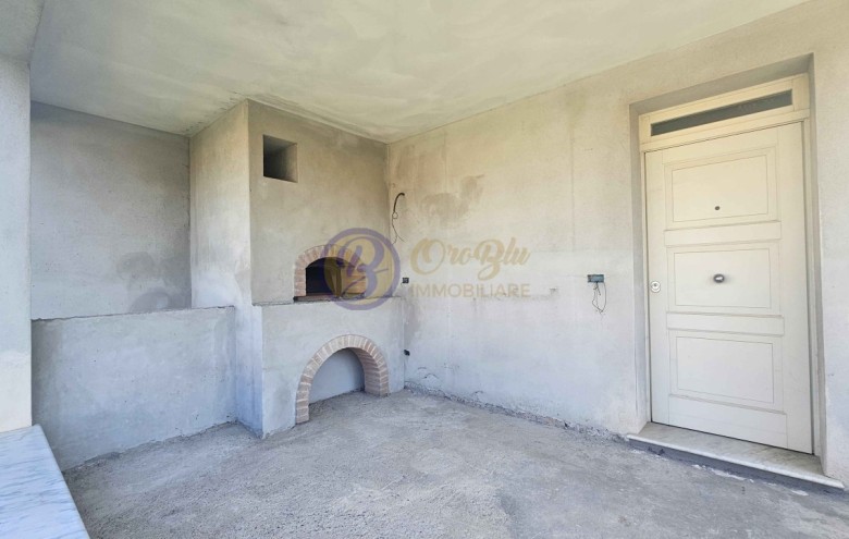 Bifamiliare in vendita a Camaiore