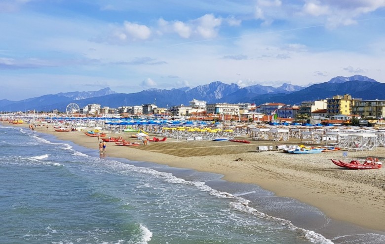 Appartamento in vendita a Viareggio