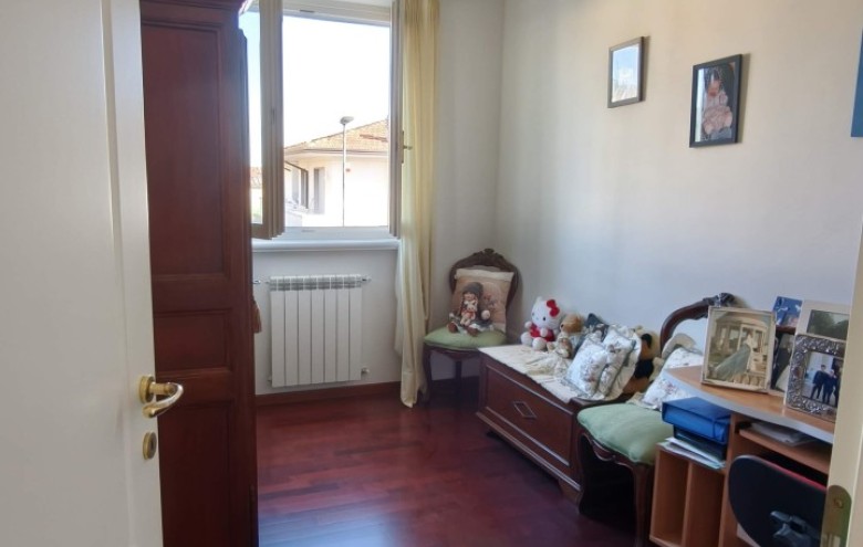 Bifamiliare in vendita a Camaiore