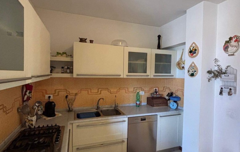 Bifamiliare in vendita a Camaiore